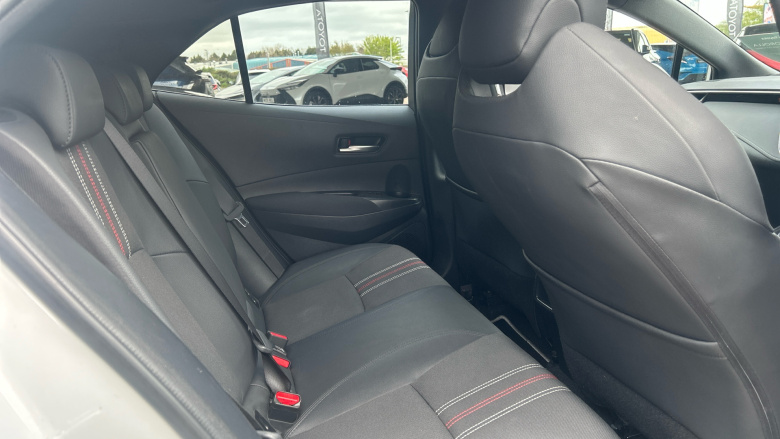 Toyota Corolla 2.0 VVT-i Hybrid GR Sport 5dr CVT Hybrid Hatchback